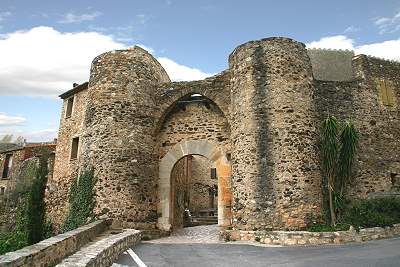 Tor von Castelnou
