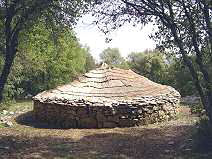 Bronzezeithaus in Frankreich